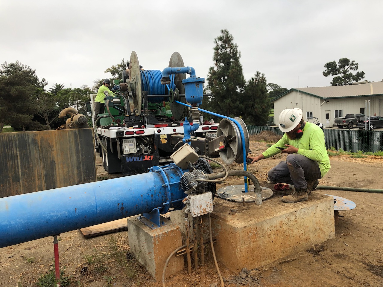 IMG_2957 Checking retrieval rate while downhole, Ventura County.