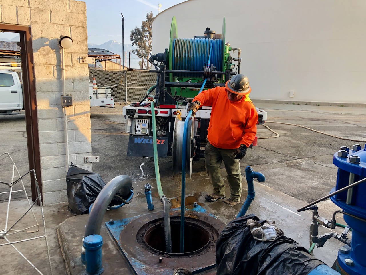 CHLORJET - A BETTER WAY TO DISINFECT WELLSWellJet® tooling and process combined with chlorination = more thorough and efficient disinfection th...